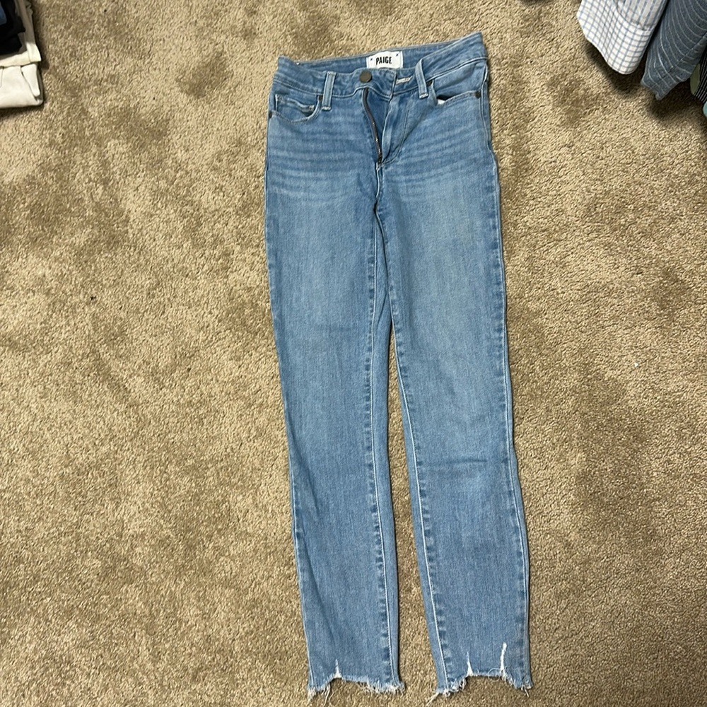 Size 23 Paige Jeans Hoxton crop